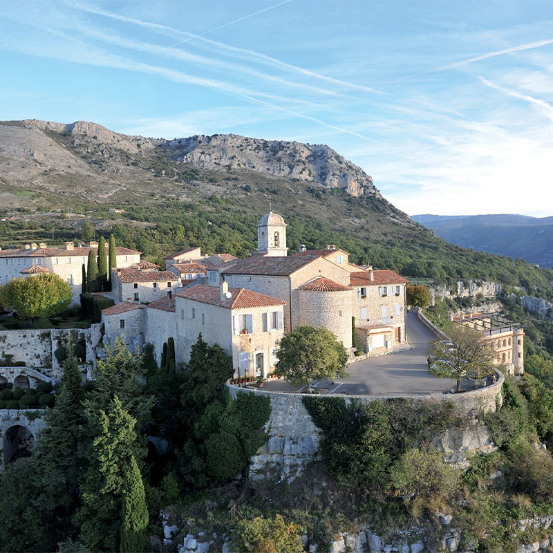 GOURDON, et Déjeuner Chez...